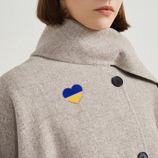 Значок в форме сердца с флагом Украины, металлическая пуговица, значок в форме сердца, брошь на лацкан, аксессуары для одежды, куртка, шляпа, сумка