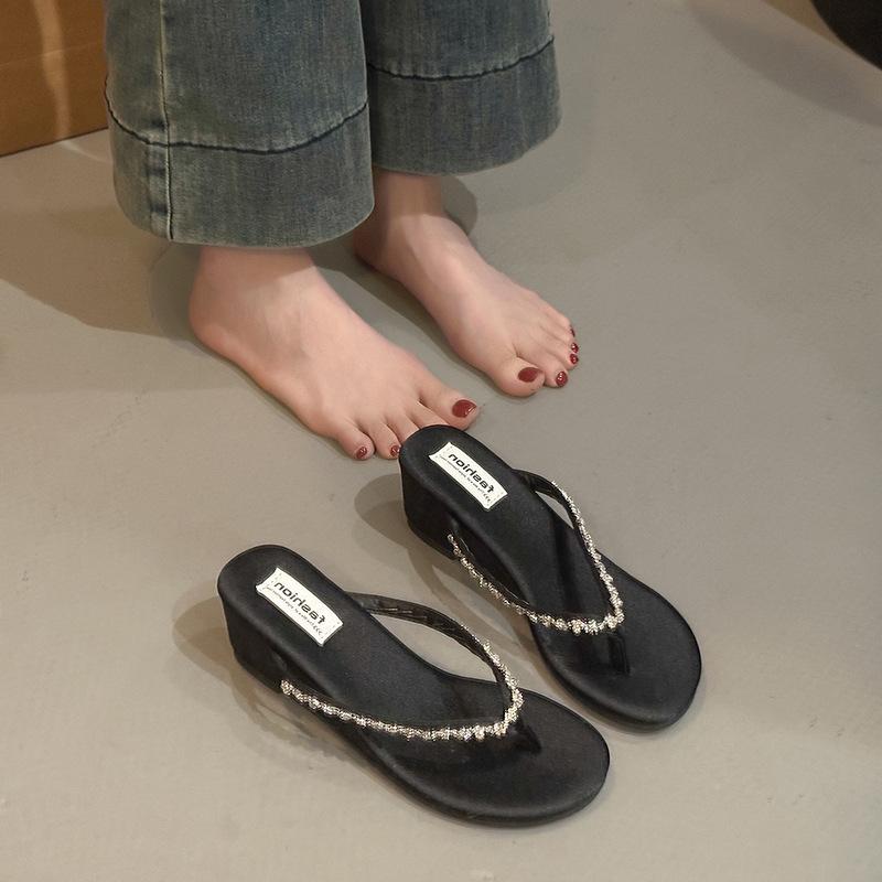 Красные французские шлепанцы на толстой подошве и клиновидном каблуке, женская летняя обувь 2025, новые, для ношения с юбкой, увеличивающие рост, крутые шлепанцы