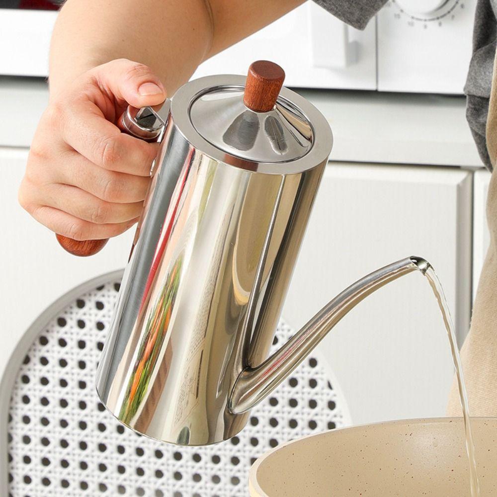 Large Capacity Stainless Steel Oil Pot Dust-Proof Condiment Dispenser Kitchen Supplies