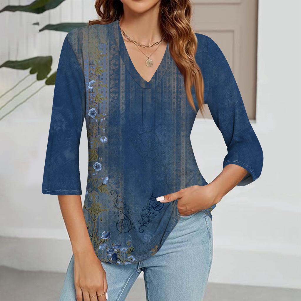 Women's V-neck Gradient Print Three-quarter Sleeve Fashion Top