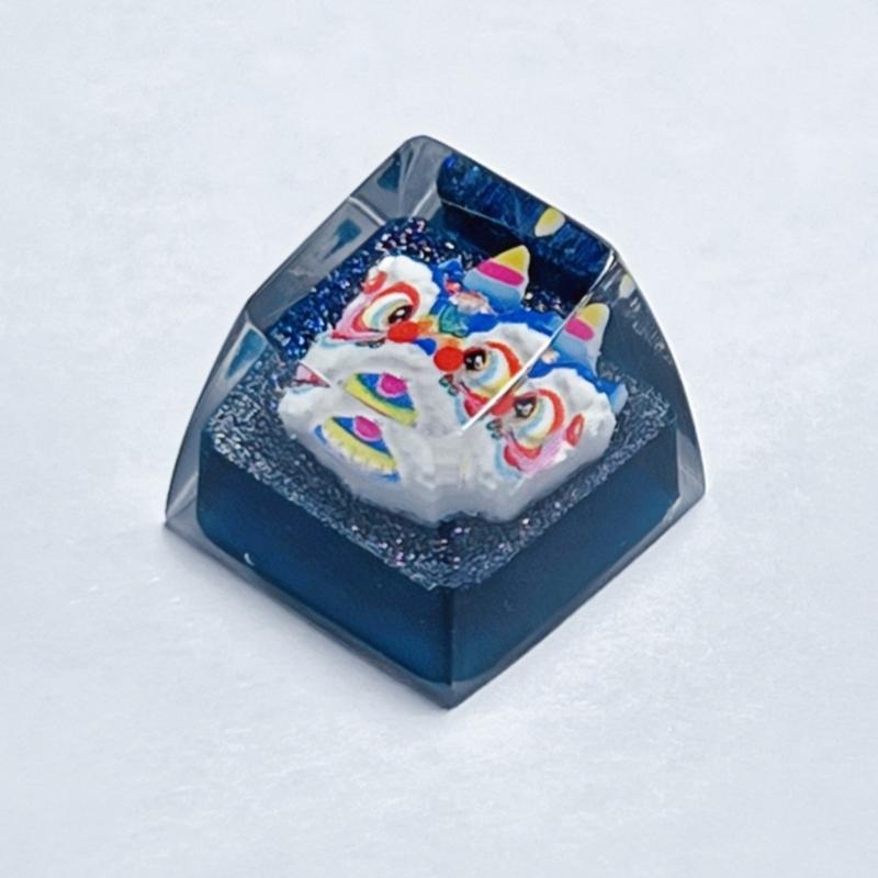 Resin Epoxy Keycap Featuring Embeddeds Traditional Dragon Dance Translucents Keycap for Backlit Keyboards