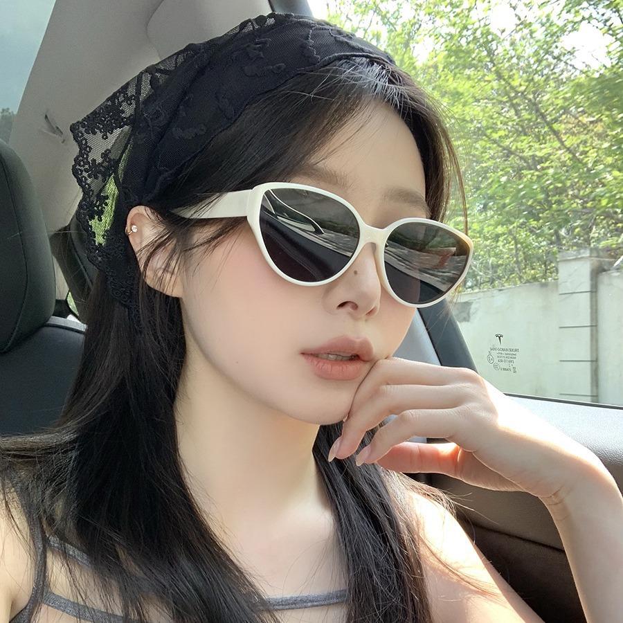Internet celebrity cat eye sunglasses women show small face summer advanced sense UV protection fashion small frame polarized sunglasses