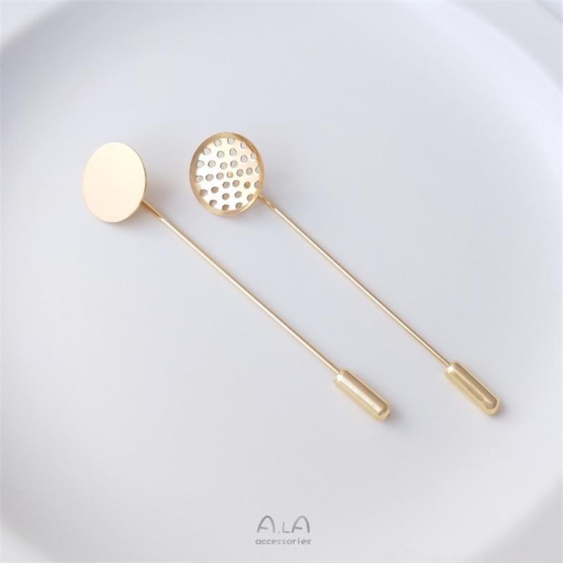 Брошь-диск из сетки с заполнением золотом 14 карат с сохранением цвета и позолоченной медной булавкой