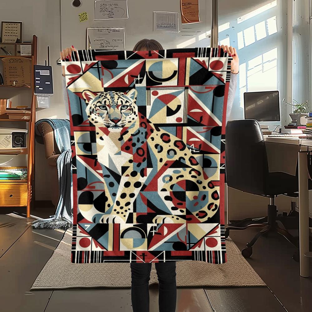 Snow Leopard Animal Print Flannel Blanket, High quality Comfortable for All Seasons, Home Decor, Warmth and Comfort, Perfect for Christmas Gifts126