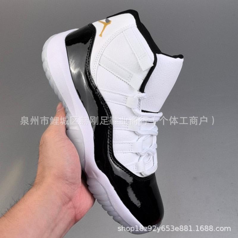 Mens Mid-Cut Basketball Shoes With Rubber Sole Lightweight Cushioning Non-Slip Durable Indoor Outdoor Sports