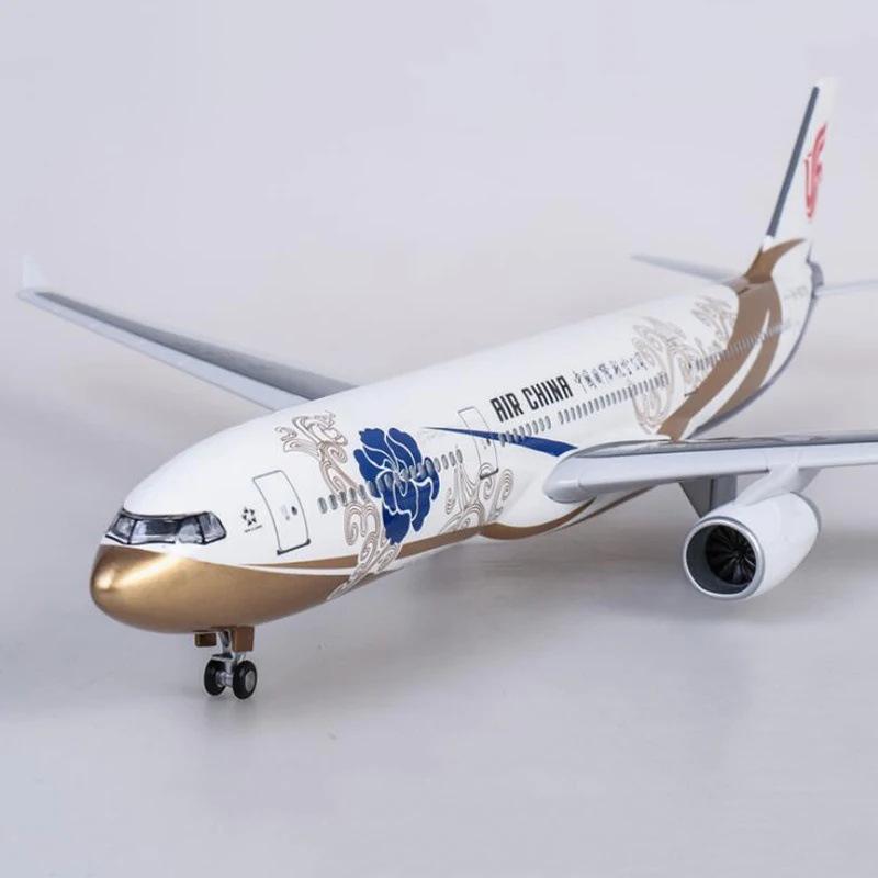 Модель Airbus A330 авиакомпании Air China 'Zichen Hao' (1:Масштаб 135) С колесами и огнями - 47 см Украшение Пассажирский Самолет Гражданской Авиации.