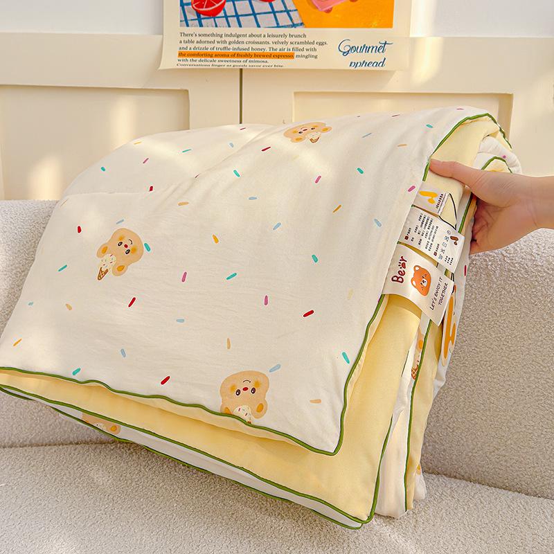 Washable Cotton Double Gauze Cartoon Summer Quilt for Mother and Baby - Soft, Fresh, and Thin Air Conditioning Blanket