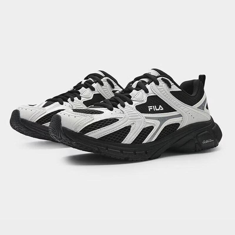FILA Women's Retro Lightning Dad Sneakers