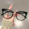 22/5000 Fashionable Large-Framed Cat-Eye Anti-Blue Light Glasses Trendy Party Accessories Versatile Flat Light Glasses