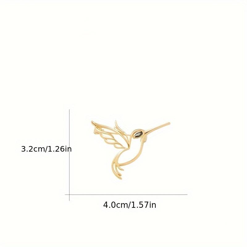 Elegant Hollowed-Out Bird Brooch with Golden-Tone Feathers Black Gemstone Eye - Intricate Animal Motif Jewelry Women Versatile Accessory for Casual