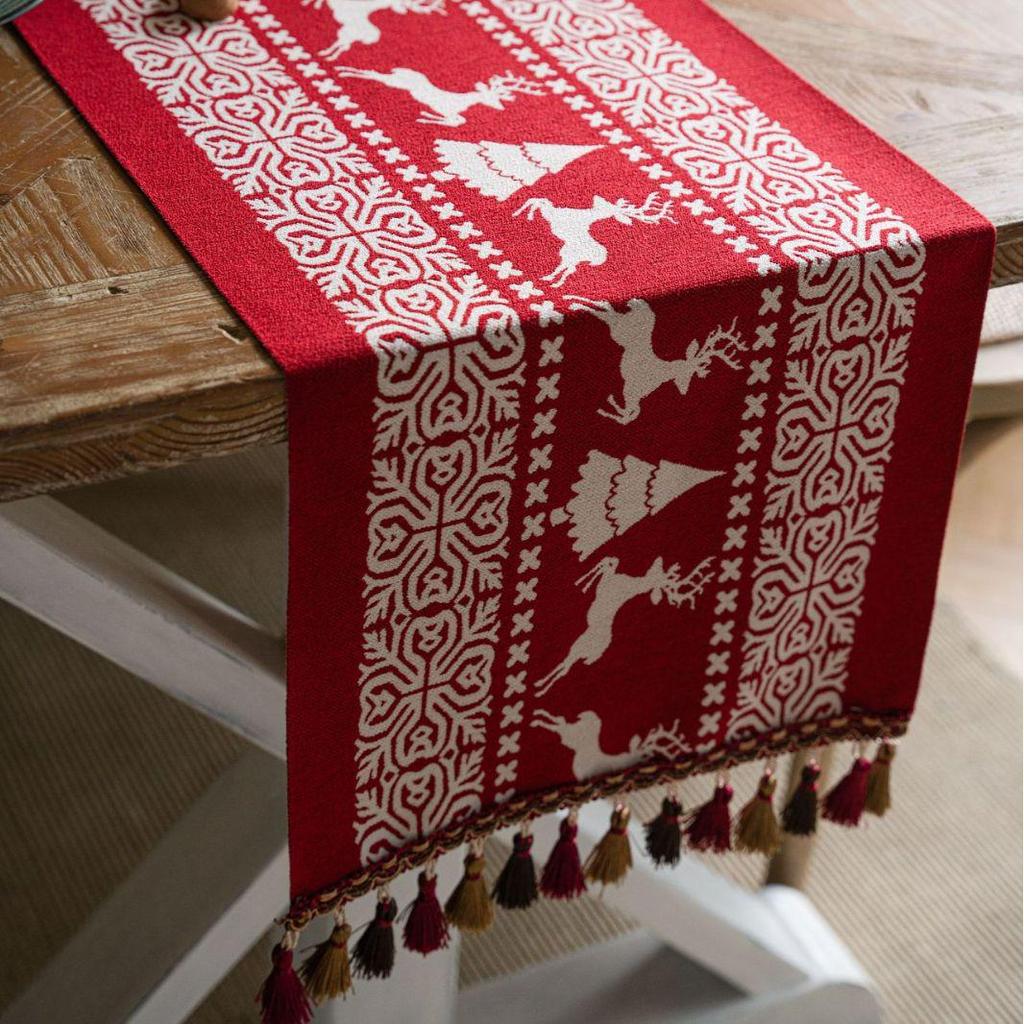 Imanqi Yun Jacquard Christmas Holiday Table Runner and Bed Runner