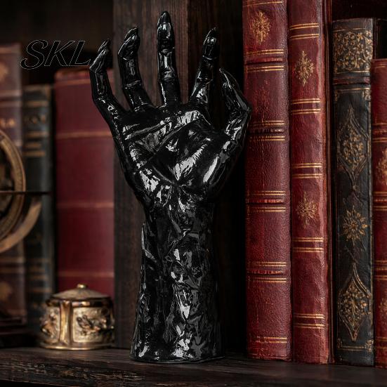 Halloween Wall Decoration Decoration, Mounted Creepy Hands, Spooky Claw Ornament, Gothic Resin Claws Prop for Haunted House Party, Dark Entryway