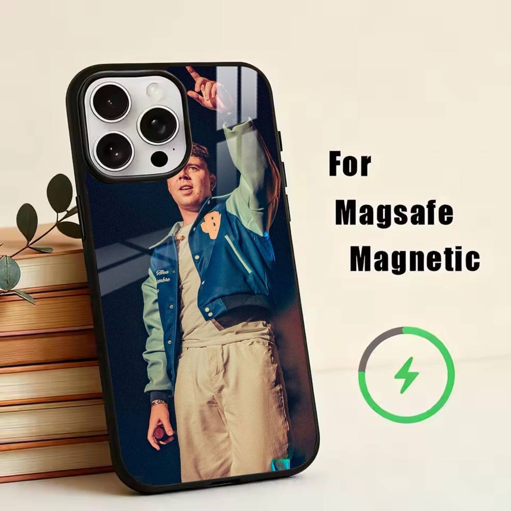 Singer Q-Quevedo Phone Case For iPhone17,16,15,14,13,12,11 Plus,Pro Magnetic For Magsafe Wireless Charging