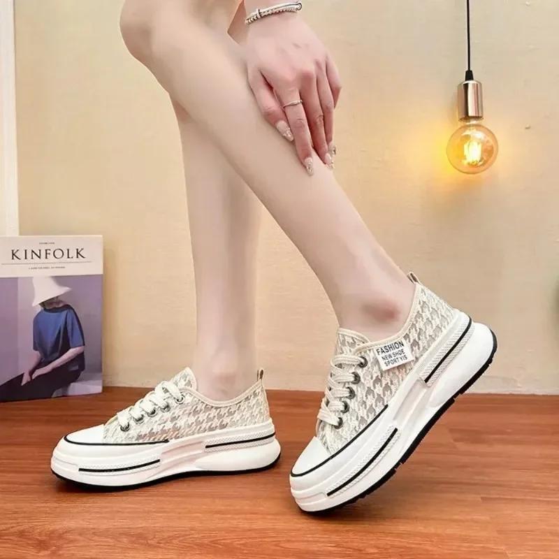Fashion Summer Lace Up Increase Height Platform Shoes for Women 2024 New Women's Breathable Mesh Low Top Sneakers Outdoor Casual Shoes