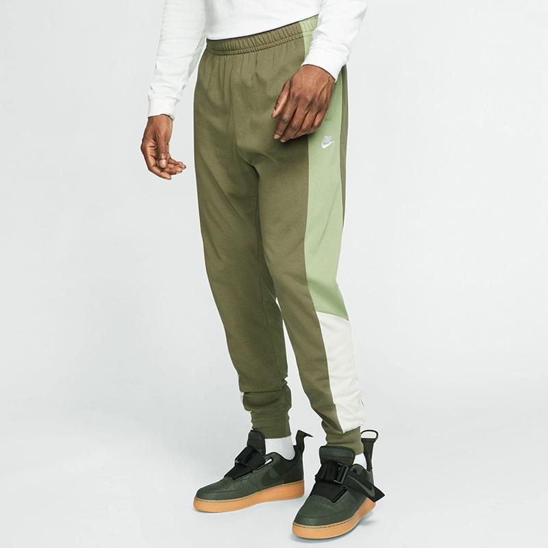 Nike Спортивные брюки мужские зеленые с белым умеренные CJ4516-222