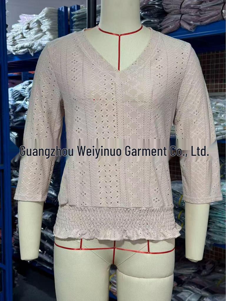 2026 Spring/Summer V-Neck Jacquard Smocked 7-Sleeve T-Shirt - Chic Casual Top