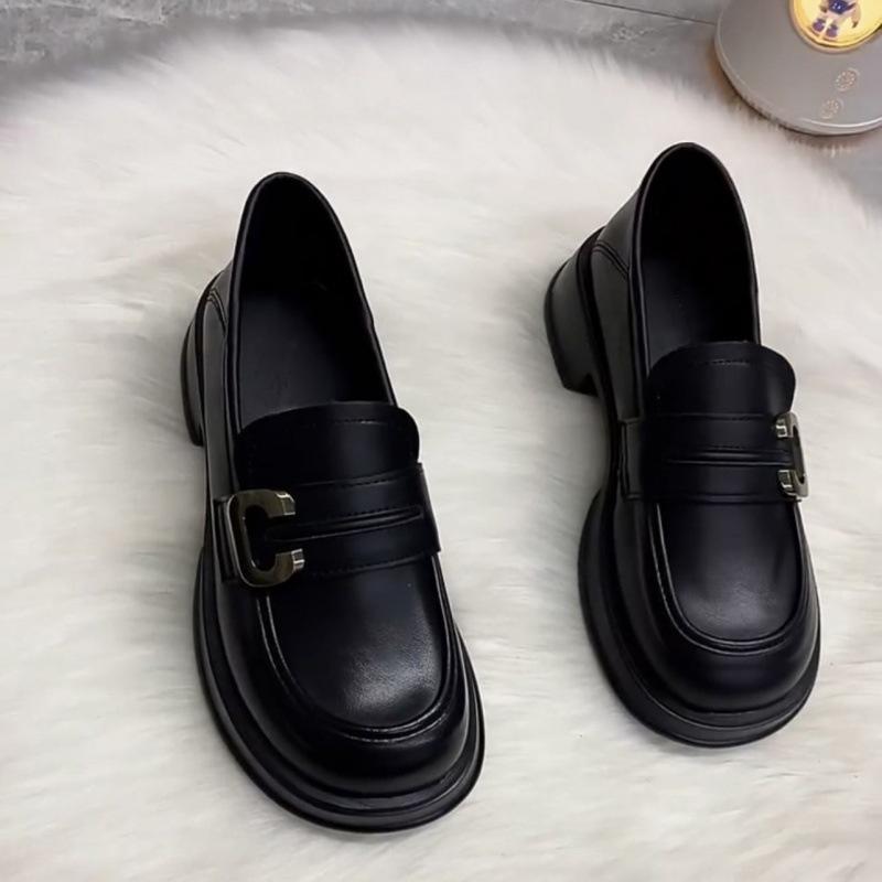 Spring and Autumn New Leather Shoes Women's Shoes British Style Platform Black Patent Leather Japanese Style All-Matching Loafers Pumps