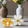 Bee Festival Creative Ornament 2Pcs Yellow And White Daisy Wooden Decor 3D Spring Home Atmosphere Indoor Outdoor Wood Ornament
