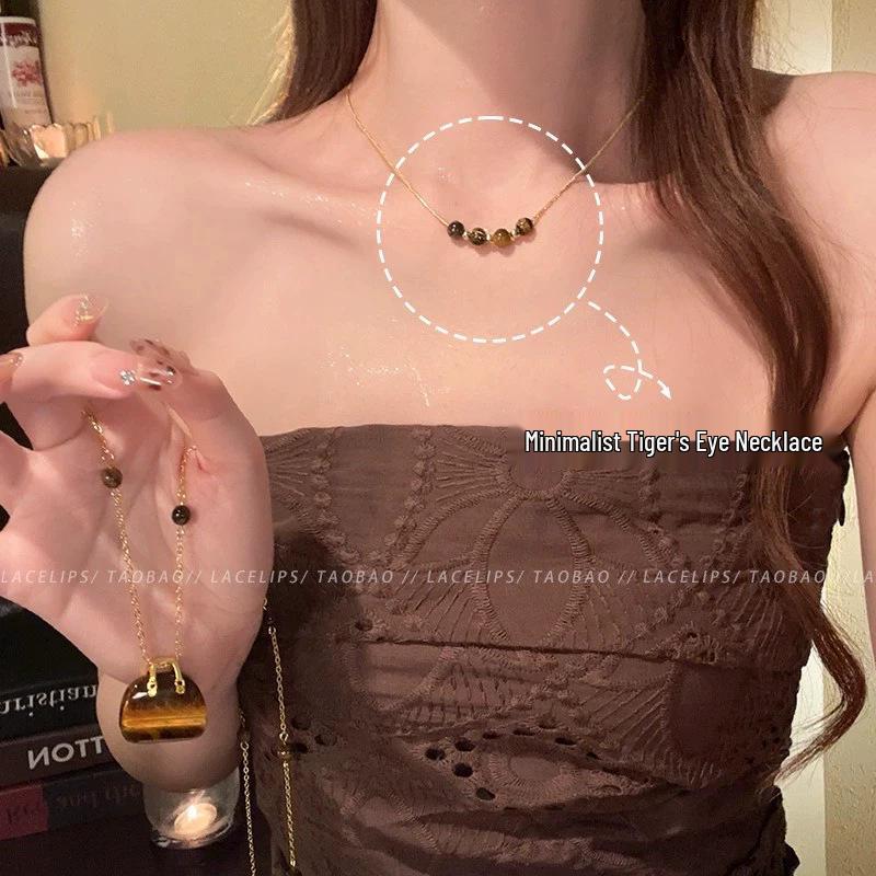 Elegant Pearl Necklace - Versatile Niche Design with Heart Pendant for Women