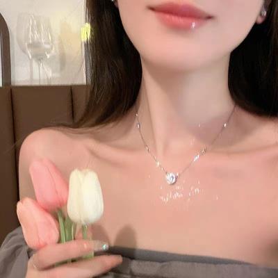 Ожерелье с подвеской из одного циркона для женщин, легкие роскошные нишевые дизайнерские аксессуары высокого класса