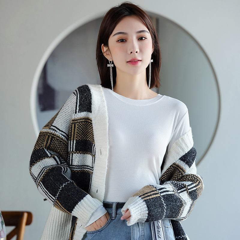 Long Sleeved Base Shirt for Women's Autumn and Winter Interior Wear