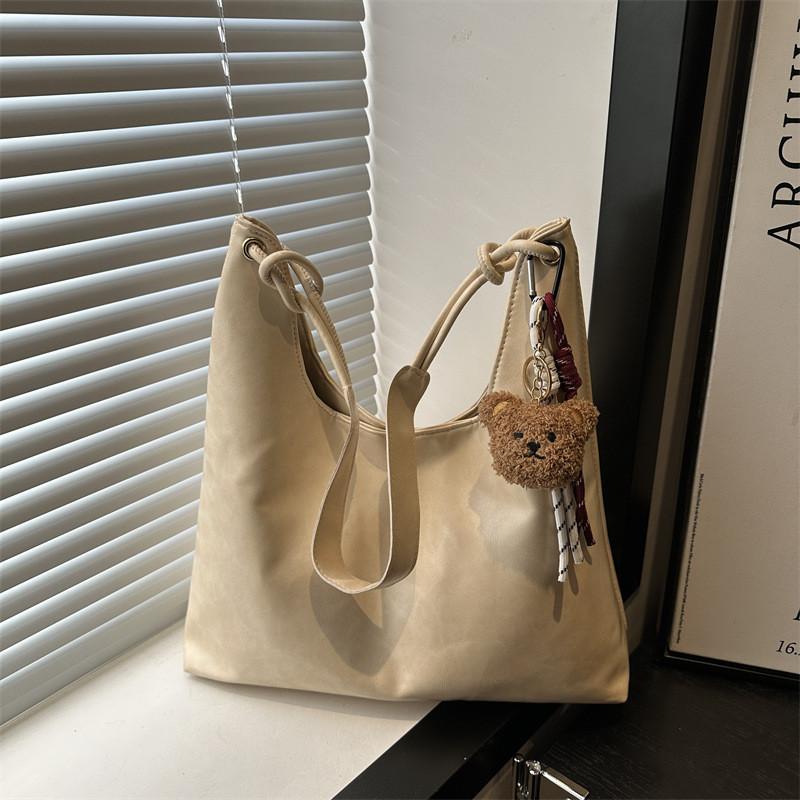 Large Tote Trendy Bag For Women With Minimalist Aesthetic And Convenient Phone Pocket