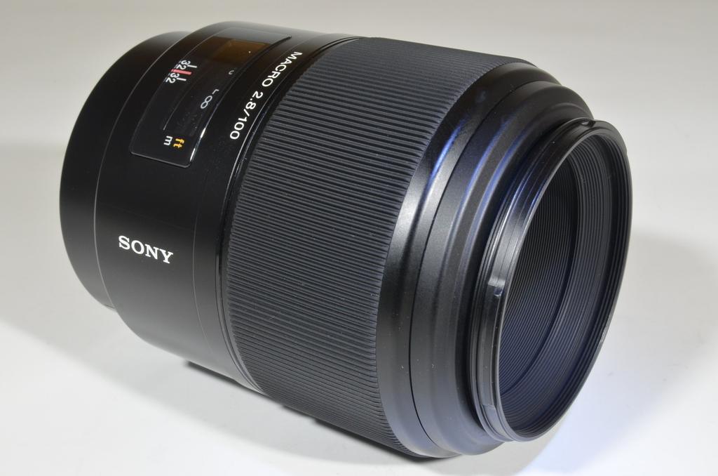 SONY 100 мм макро SAL100M28 F2.8