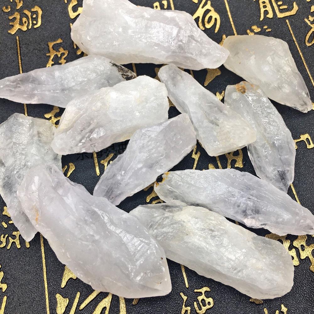 50 г натурального необработанного белого кристалла кварца, целебного камня, большого образца