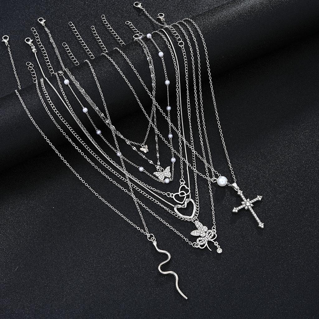 9pcs Elegant Necklace Set For Women Sparkling Rhinestones Cute Butterfly Heart Cross Bow Pendant Necklaces Party Jewelry Gifts