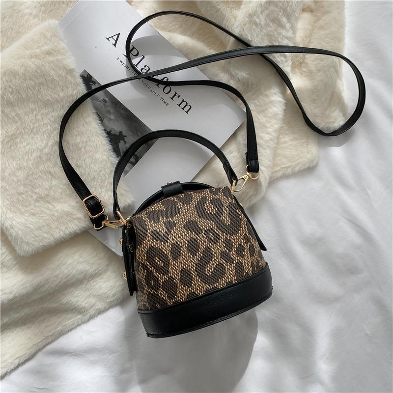 Женская сумка-цилиндр, новый дизайн, буквенный принт, широкий ремешок, мини-сумка через плечо, хит-цвет, сумка-ведро из искусственной нити в стиле пэчворк