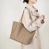Leather Luxury Designer Shoulder Bag, Large Capacity Commuting Horizontal Square Tote Bag, Fashionable Casual Handbag