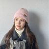 Осенне-зимние шапки для женщин, новые корейские вязаные шапки, универсальные теплые с защитой ушей и модные шерстяные шапки утолщенной вязки