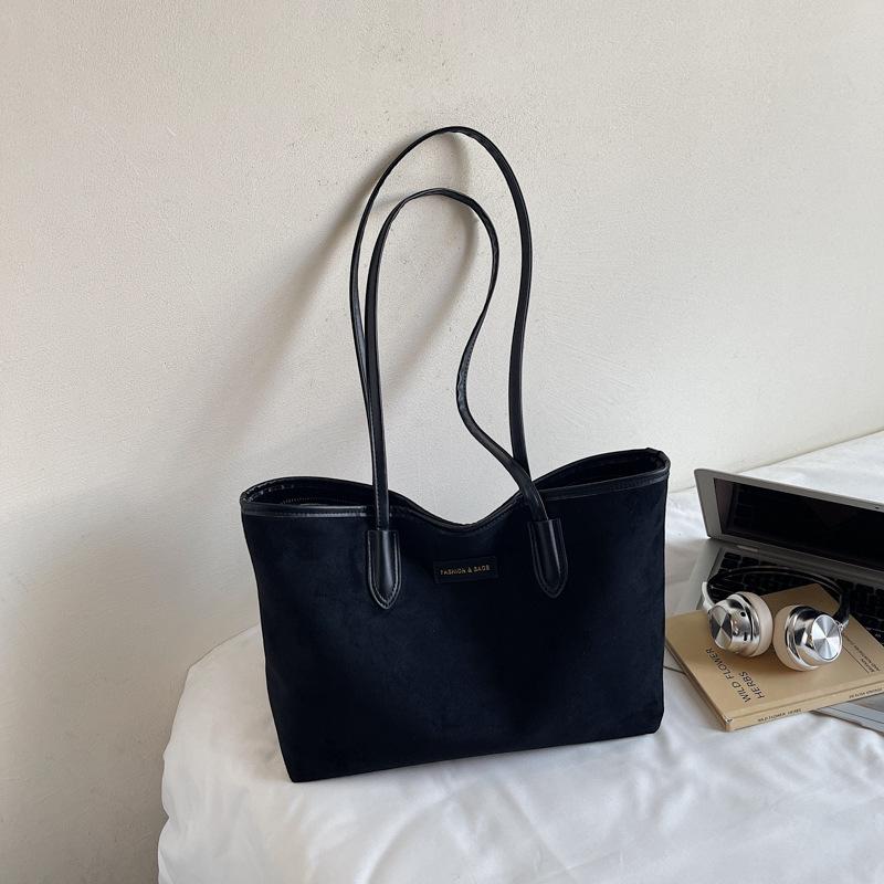 Вместительная замшевая сумка женская осень-зима 2025 новая универсальная сумка через плечо повседневная рабочая сумка-тоут для поездок