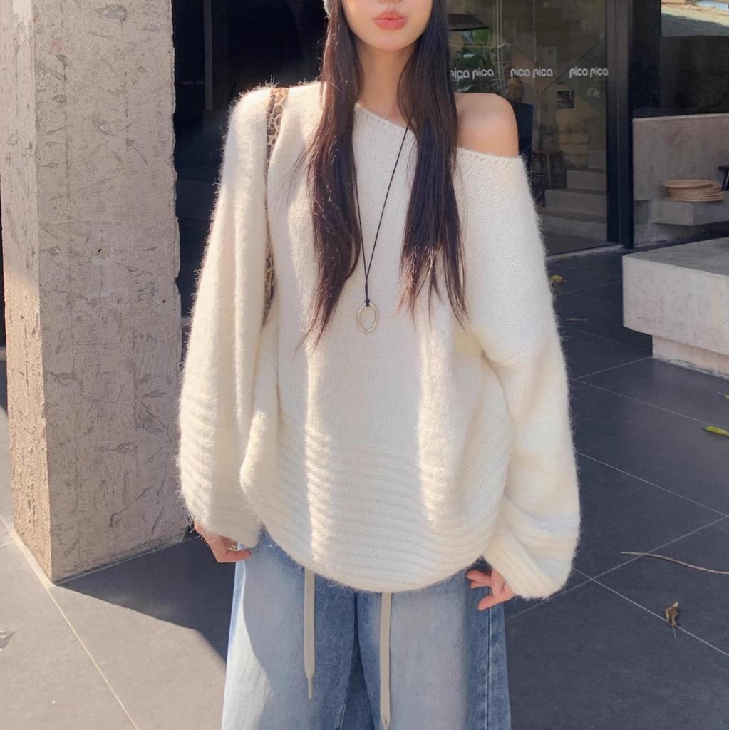 Женский корейский свитер с открытыми плечами и рукавами-фонариками - Мягкий, эластичный трикотаж, свободный крой, стройнящий, больших размеров, коллекция осень/зима