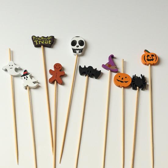 100PCS Disposable Cocktails Tags, Halloween Pumpkin Ghost Bat Decor Bamboo Skewers, Sharp Tip Party Picks for Fruits Snacks Cakes Bar