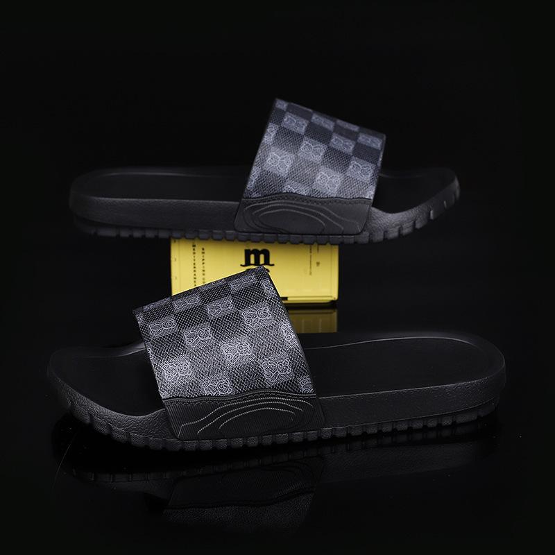 Genuine leather slippers are non-slip for summer wear, a new high-end fashionable beach flip-flops