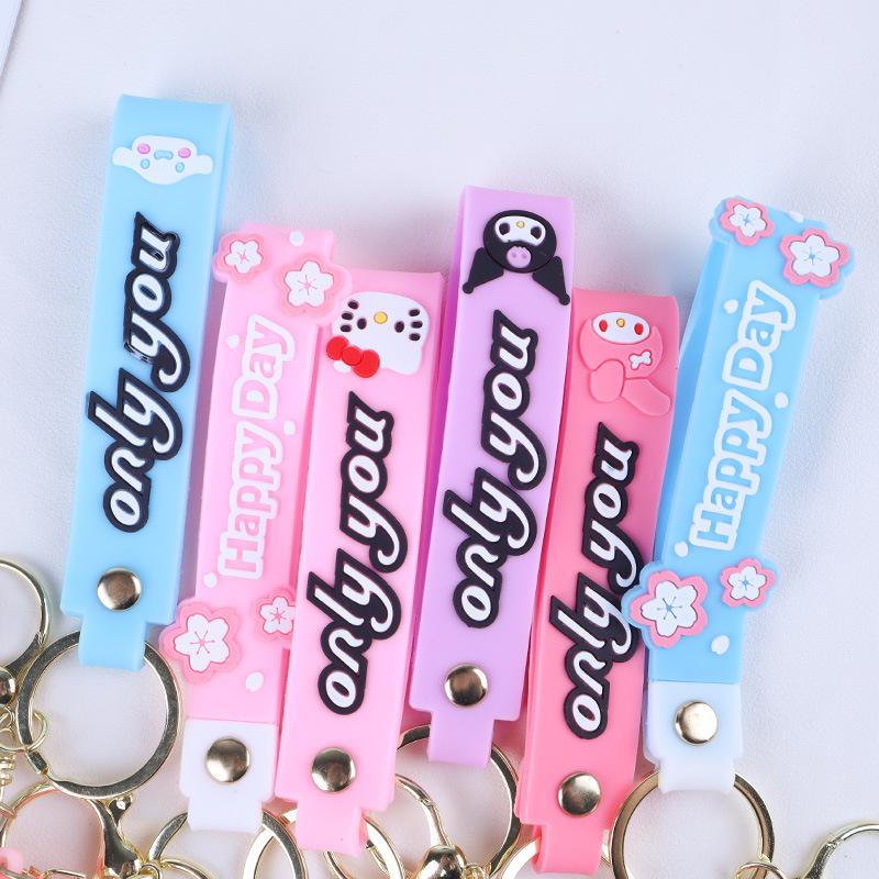 Набор брелоков-подвесок с фигурками персонажей Sanrio для пар Подарочный набор