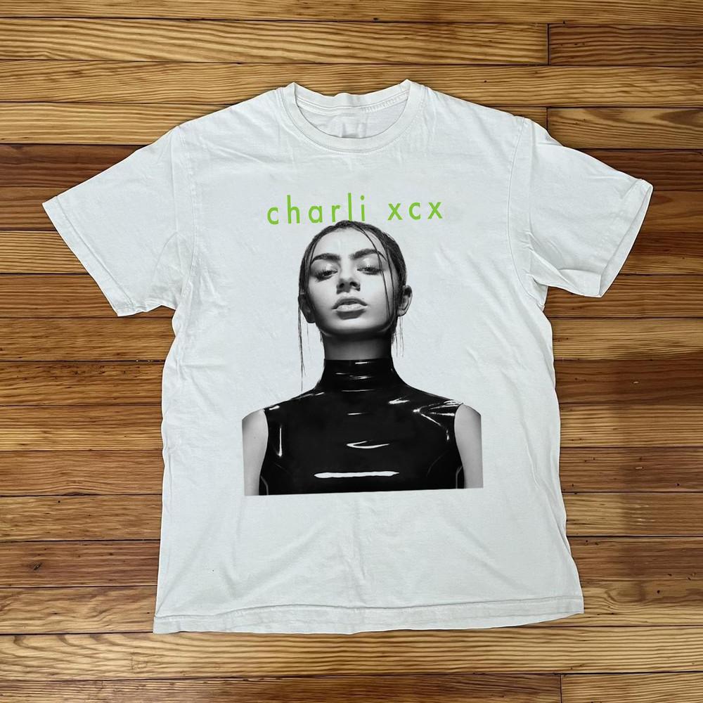 НОВИНКА Charli XCX 2025 Подарок для фаната Белая футболка с коротким рукавом Все размеры BT217 Унисекс Футболка