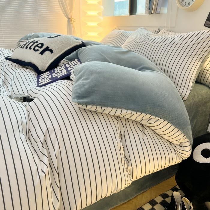 Комплект из четырех предметов из молочного флиса, простыни из стираного хлопка, утолщенный флис, простой полосатый комплект из трех предметов для общежития