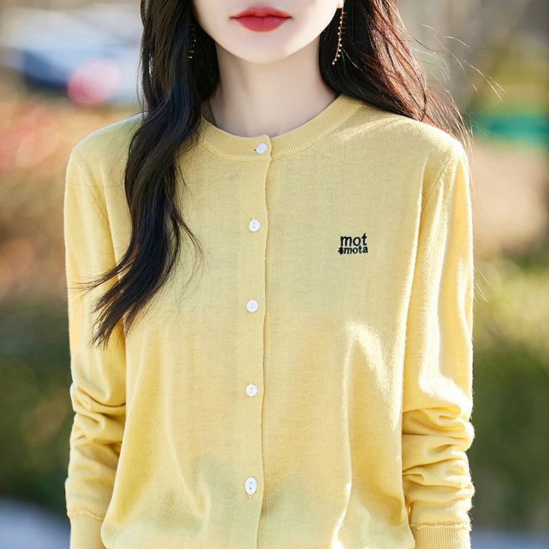 Женский легкий кардиган из 50% шерсти и 50% шелка Mulberry — универсальный трикотаж на все 4 сезона для комфорта и стиля в любое время года