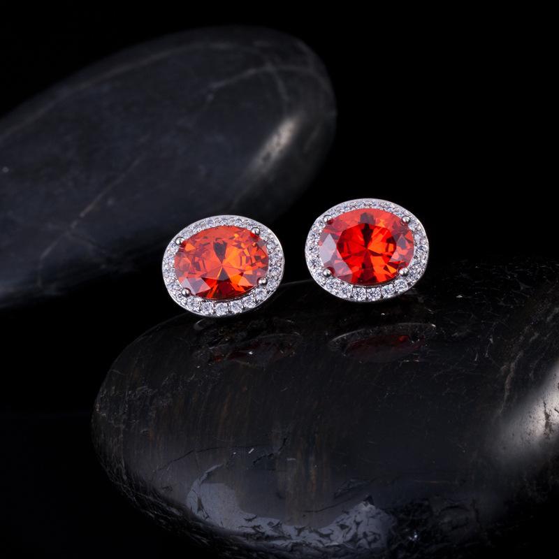 Микро серьги-пусеты, Серьги с цирконами, Высококлассные серьги, Серьги-пусеты с бриллиантами.