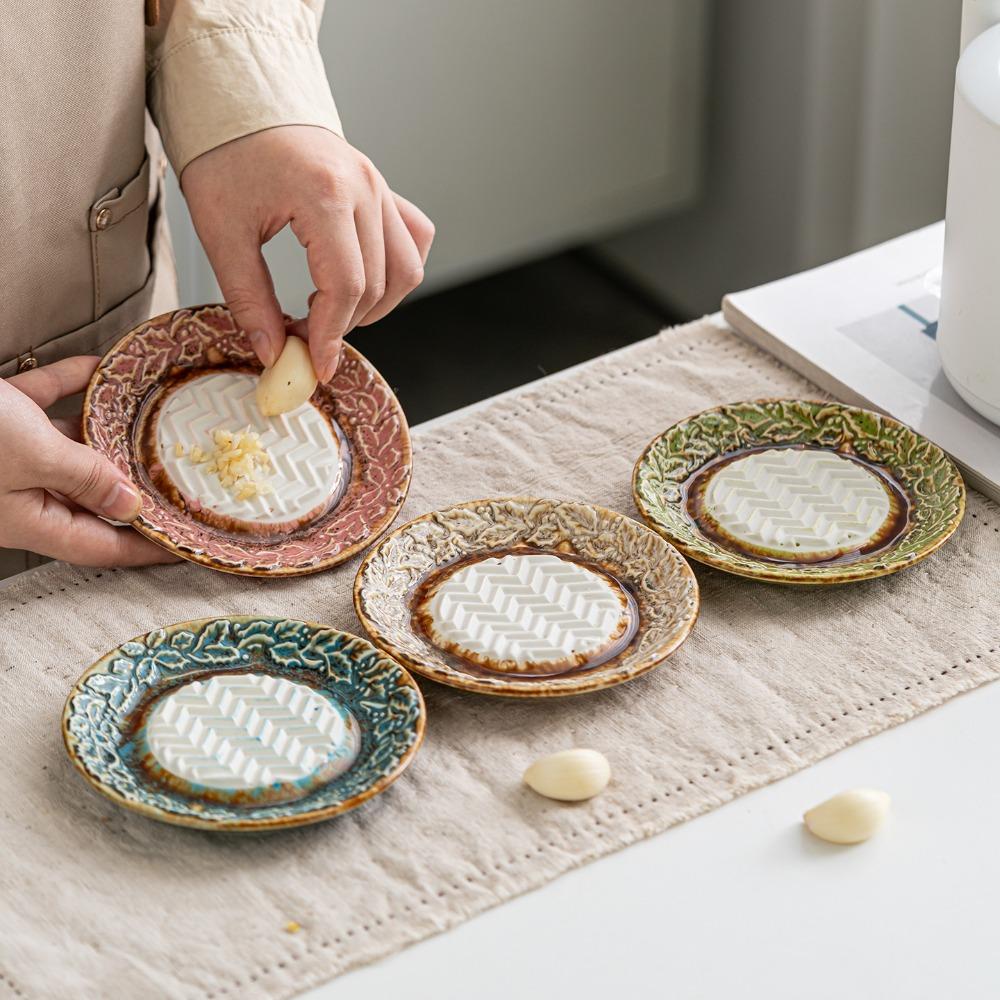 Round Plate Ceramic Ginger Grater Non-Slip Hand Grinding Dish Seasoning Grater Plate Household