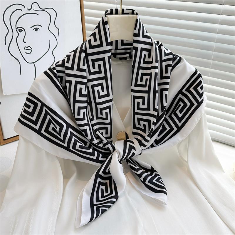 Korean version of light luxury fashion versatile printed scarf 91cm large square scarf twill silk headscarf temperament versatile warm shawl