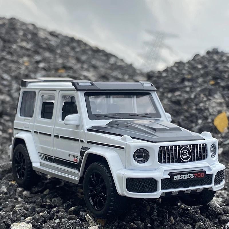 РУМ1:32 масштаба BRABUS G700 литая модель автомобиля световые и звуковые эффекты литая модель автомобиля игрушки для мальчиков игрушки для детей подарок для мальчиков коллекция автомобилей для мальчиков