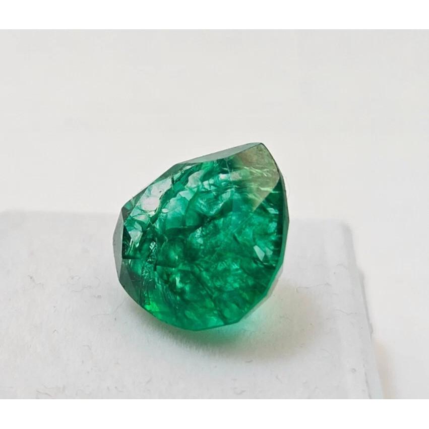Natural Emerald Green Color Pear Cut 10 Ct Stunning Certified Loose Gemstone