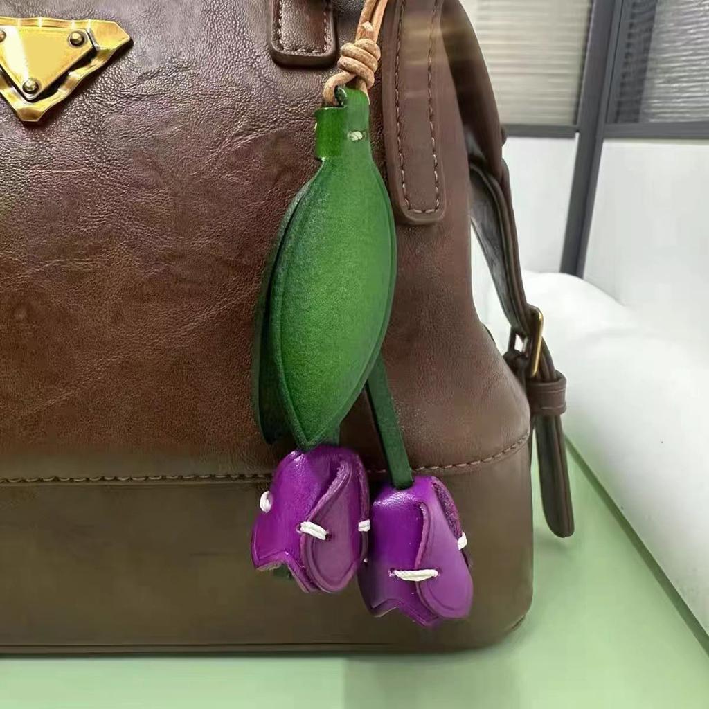 Изготовленный вручную из натуральной кожи цветочный шарм модный кожаный держатель для ключей с цветком подвесное украшение для сумки для современных женщин