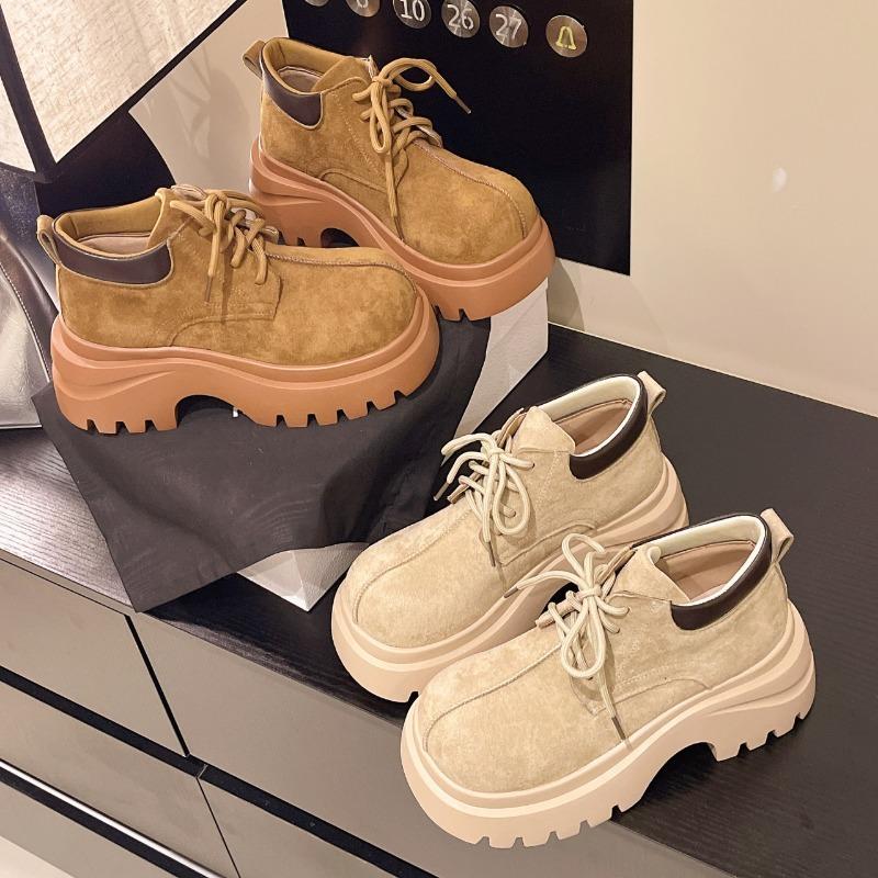 Модные женские ботильоны челси на платформе, дизайнерские ботинки на шнуровке, осенние готические короткие ботинки 2025, модная женская обувь на толстом каблуке, панк-ботинки с увеличенной подошвой