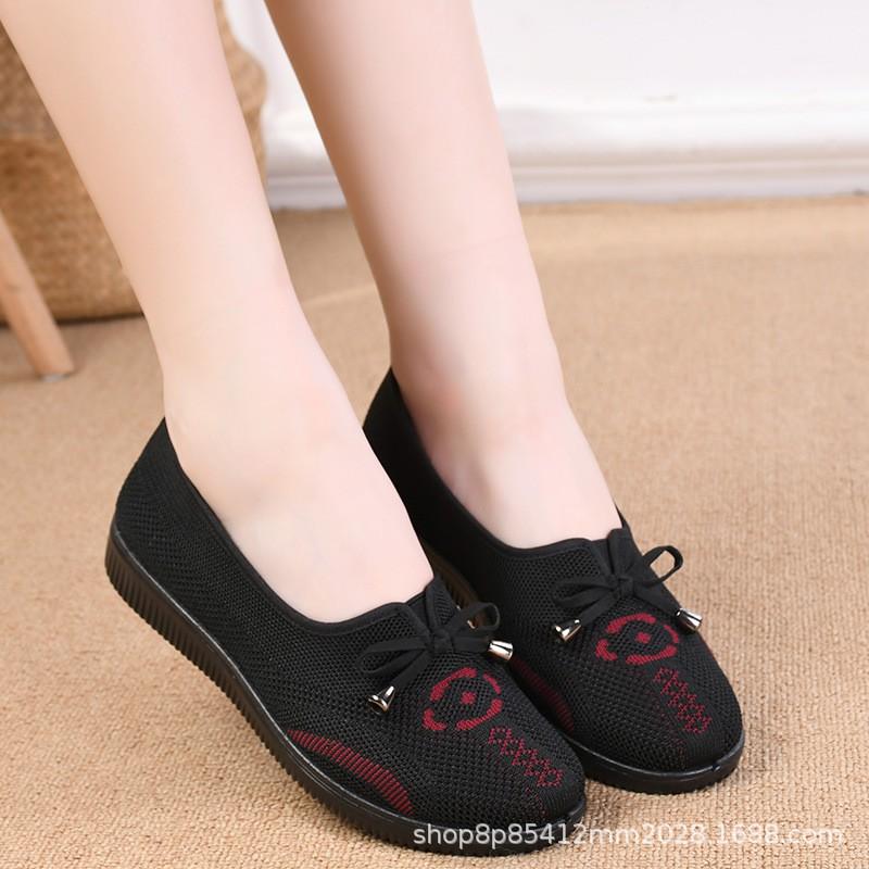 Womens Comfortable Slip-On Flat Shoes Elderly Soft Rubber Sole Breathable Mesh Upper Non-Slip Daily Wear