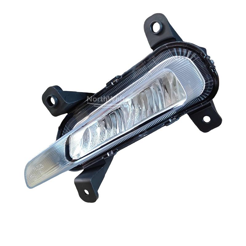 Front Light Fog Lamp For GAC GS5 Dodge Journey - Brake Light for Warning Lamp