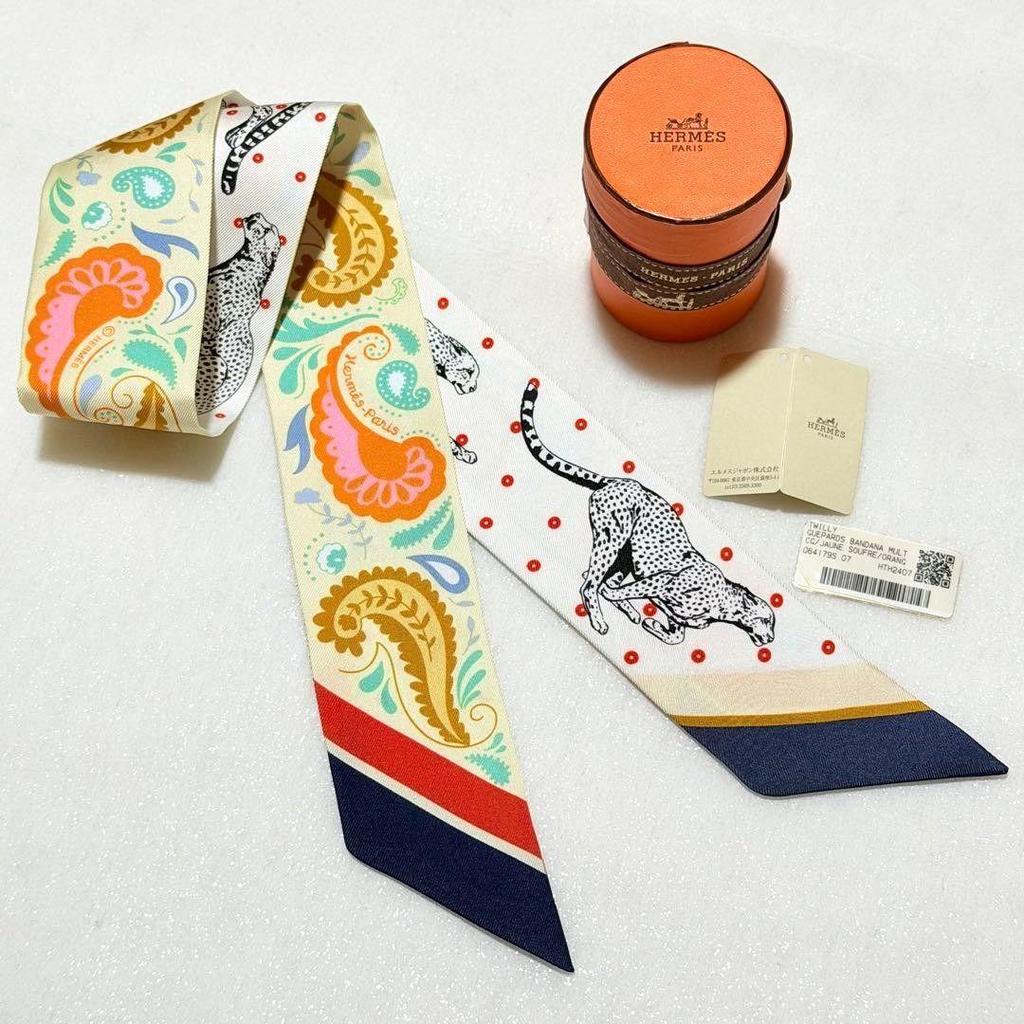 Б/у Hermes Twilly GUEPARDS BANDANA Бандана с гепардами